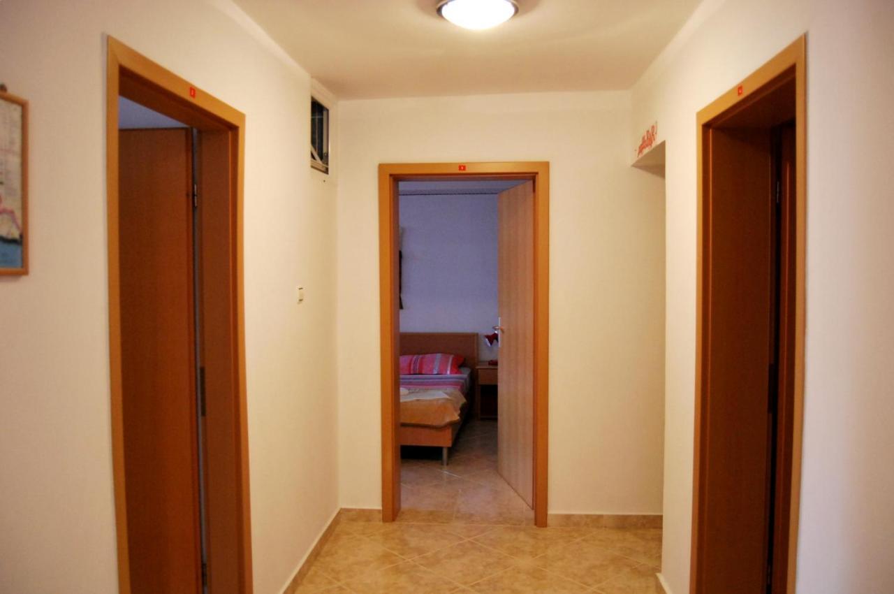 Omega Apartments Улцинь Экстерьер фото